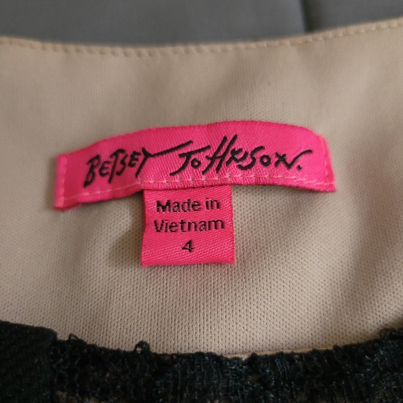 Betsey Johnson | NWOT Cute Black Lace Contrast Fit & Flare Dress - Picture 6 of 14